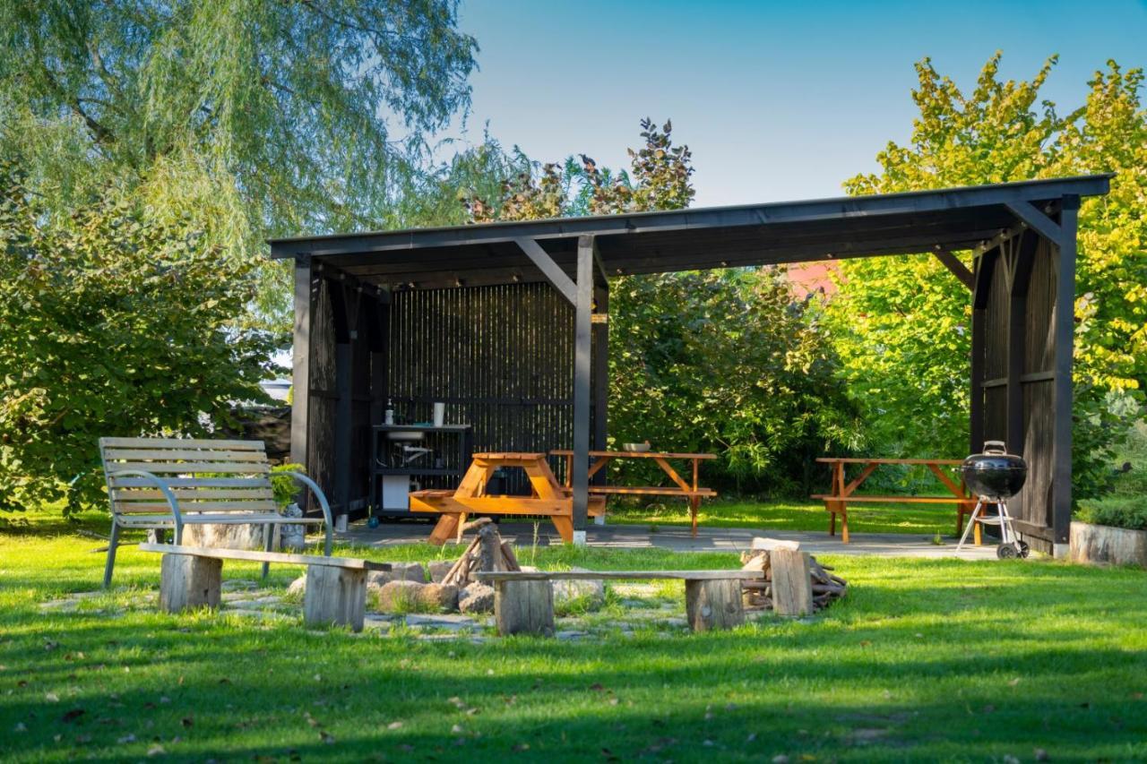 Dom W Domu - Izera Glamping Bed and Breakfast Gajowka  Exteriör bild