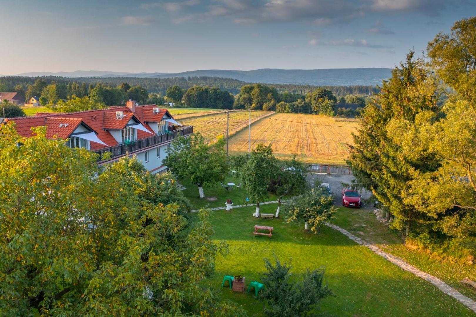 Dom W Domu - Izera Glamping Bed and Breakfast Gajowka  Exteriör bild
