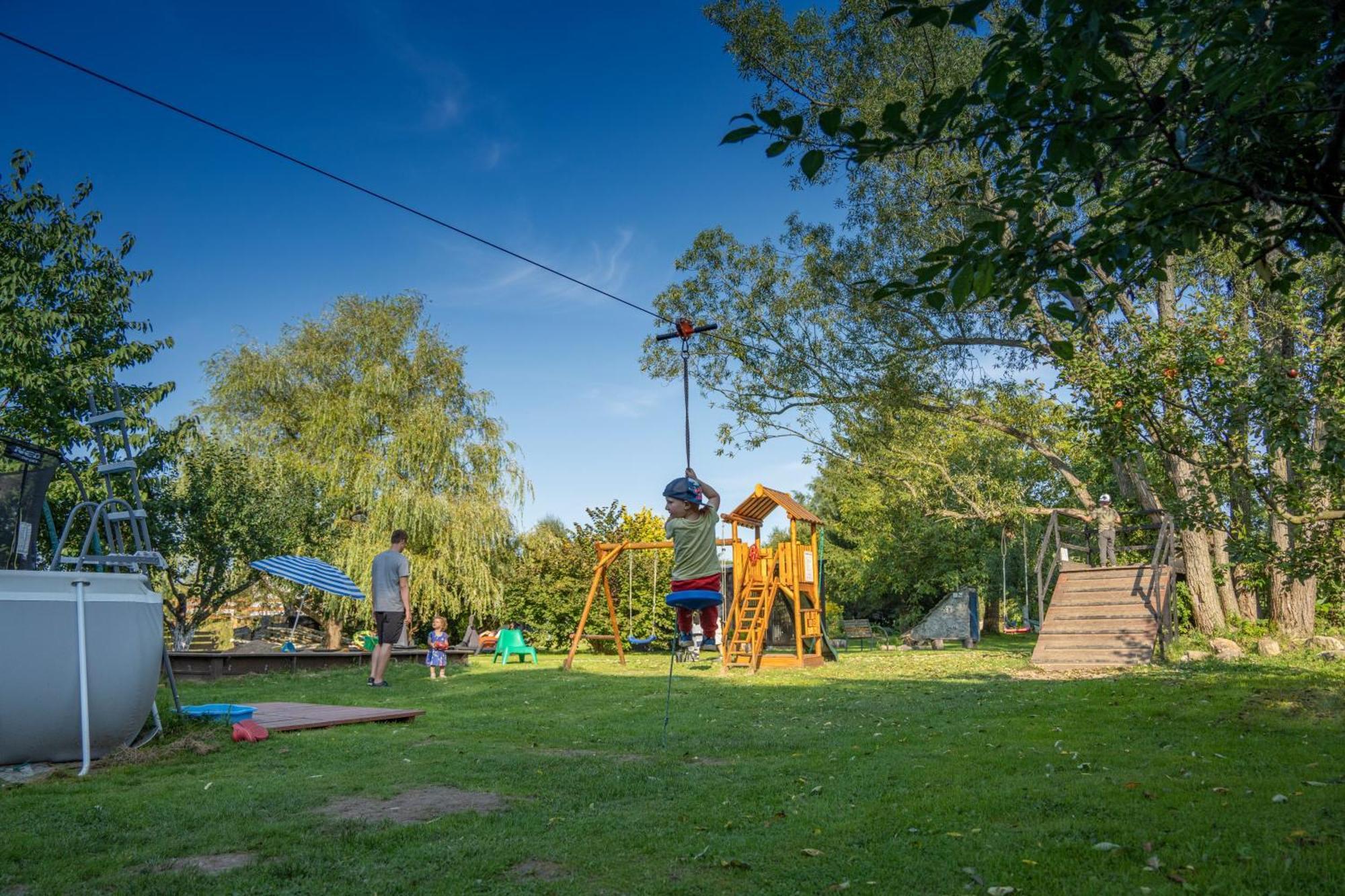 Dom W Domu - Izera Glamping Bed and Breakfast Gajowka  Exteriör bild