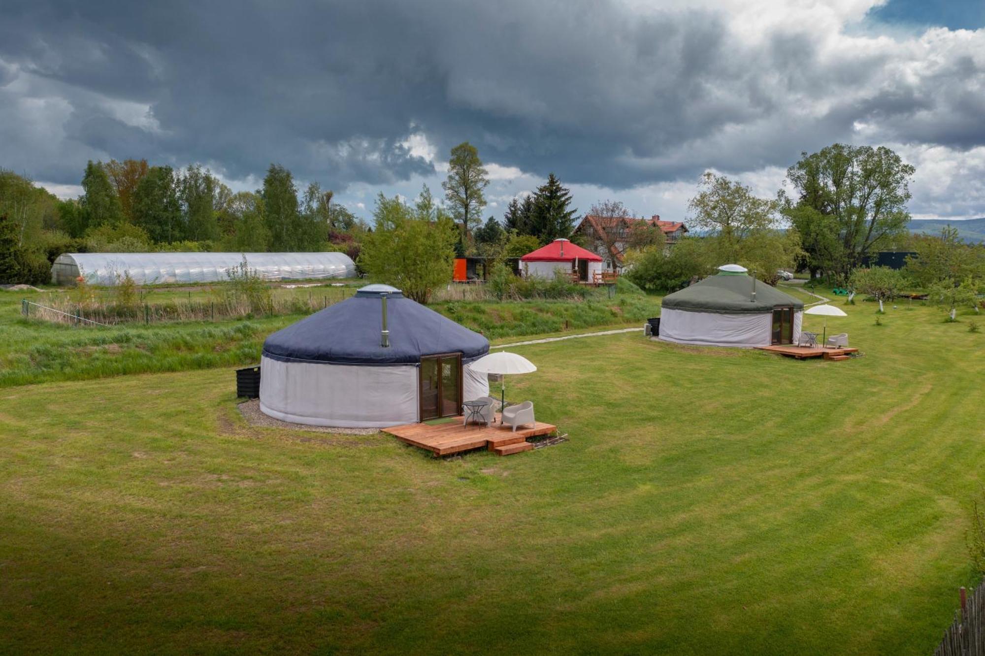 Dom W Domu - Izera Glamping Bed and Breakfast Gajowka  Exteriör bild