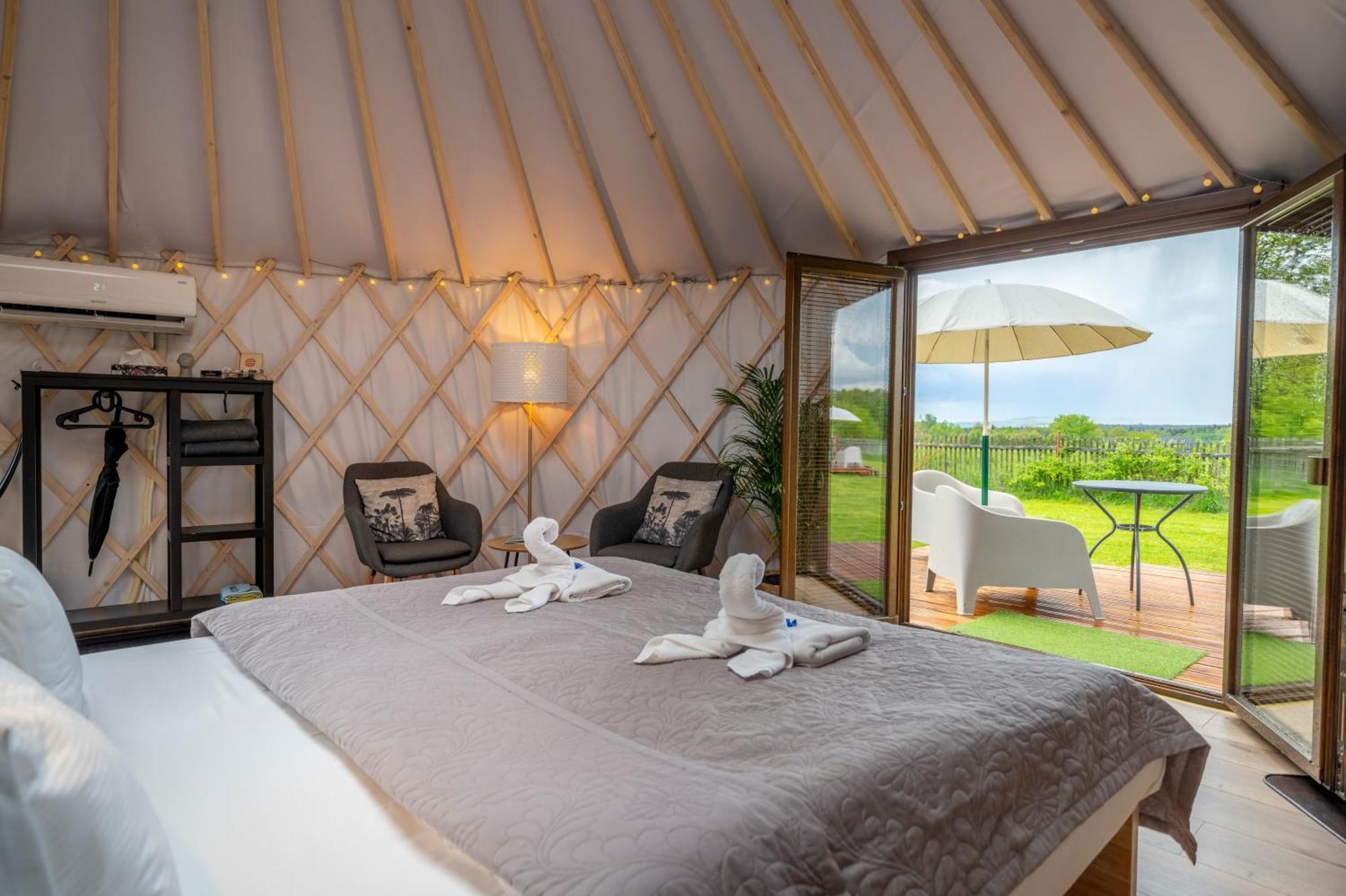 Dom W Domu - Izera Glamping Bed and Breakfast Gajowka  Rum bild