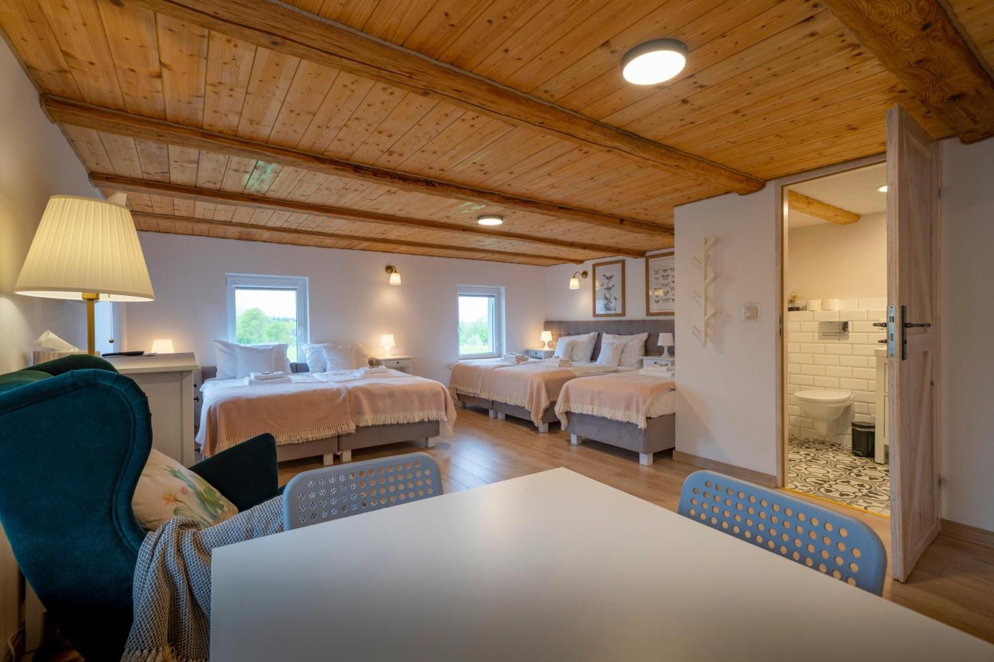 Dom W Domu - Izera Glamping Bed and Breakfast Gajowka  Rum bild