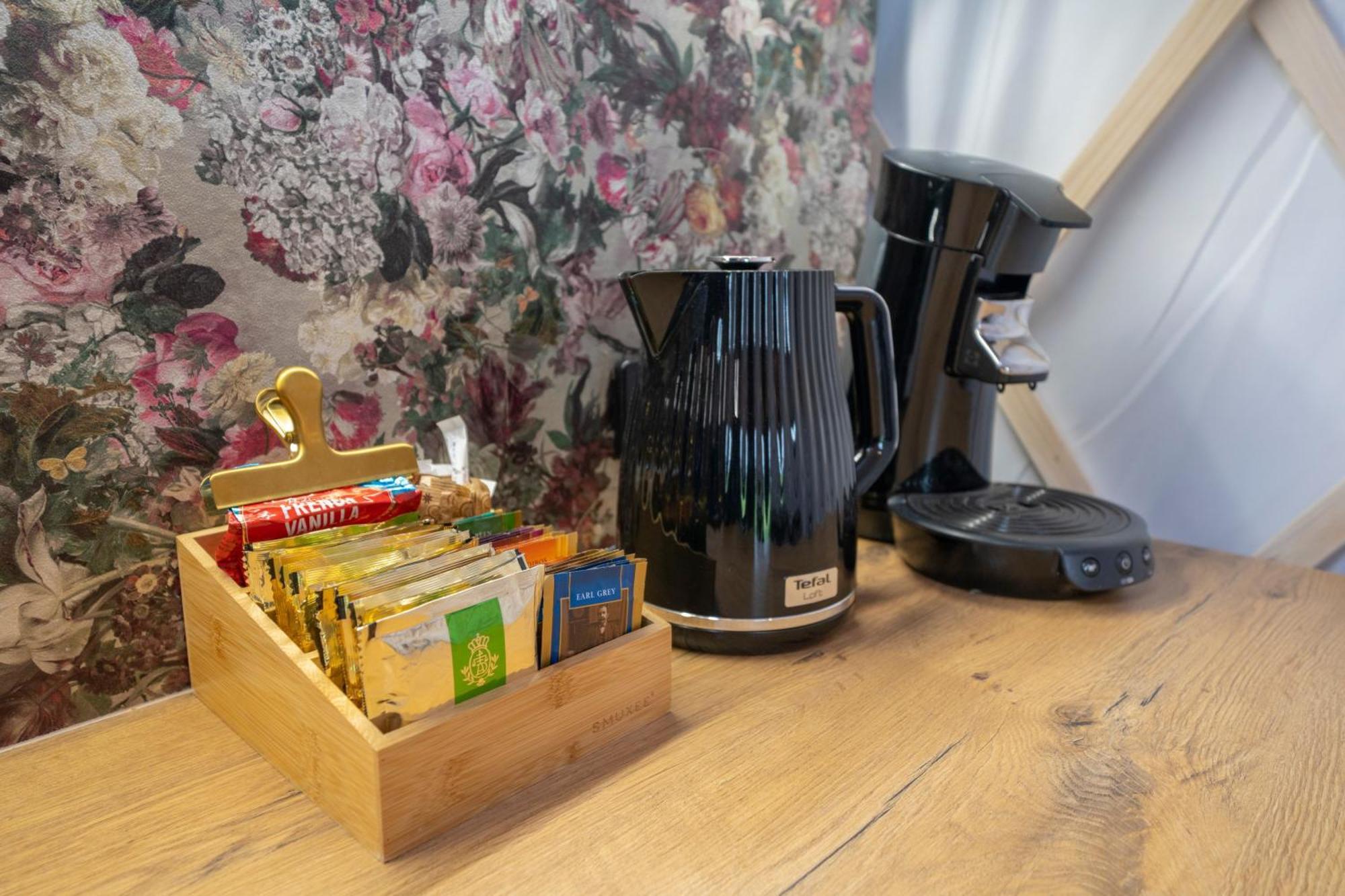 Dom W Domu - Izera Glamping Bed and Breakfast Gajowka  Rum bild